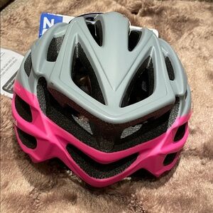ZEF Women's Gray and Pink Cycling Helmet